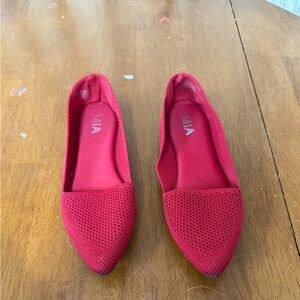MIA Adeline Women's Red Flats pointed toe textile upper size 6.5 #springbreak